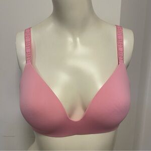 Victoria’s Secret bra32D